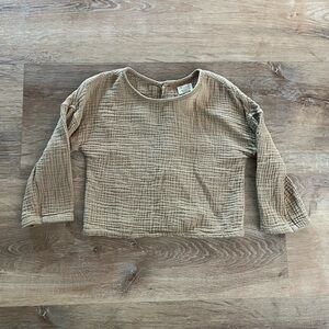 The simple folk top